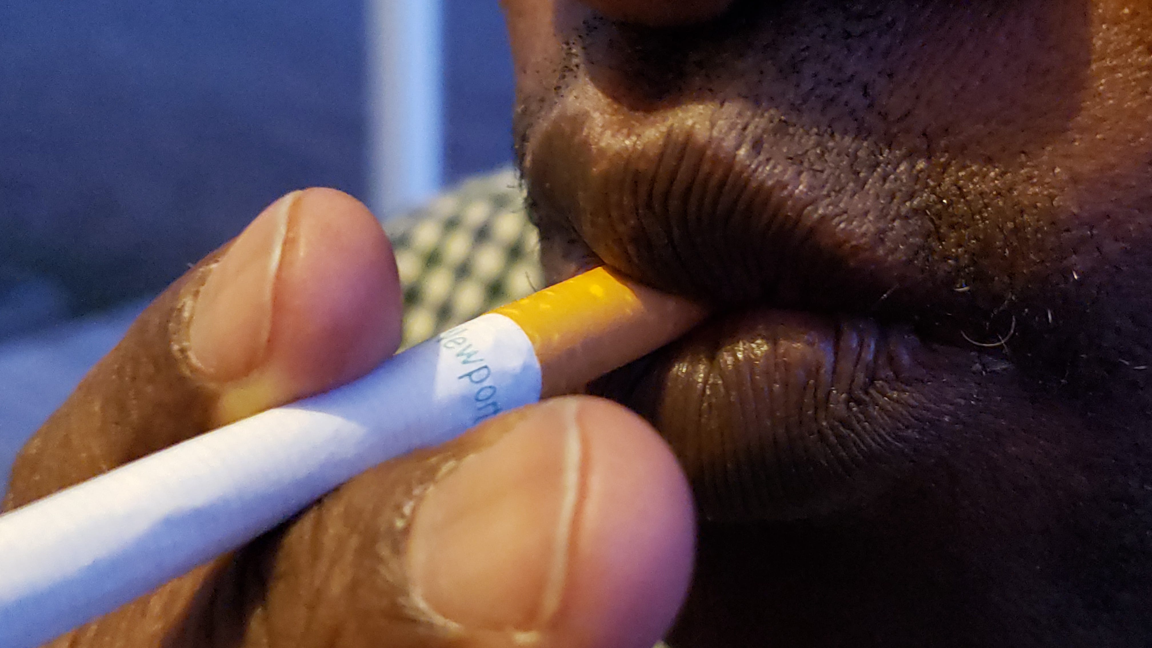 How About The Cigarettes That White People Smoke Menthol Cigarette   BB1hQJhg.img