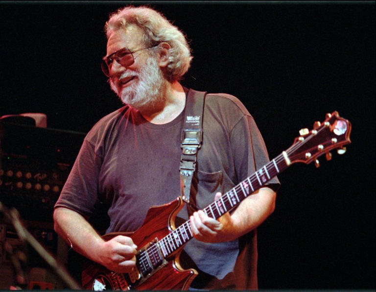 The Grateful Dead make music history – despite disbanding in 1995