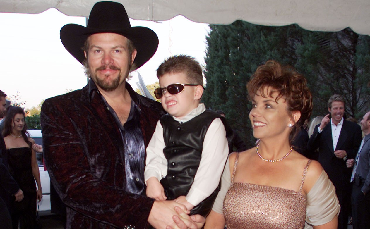 The Tragic Death Of Country Legend Toby Keith 62