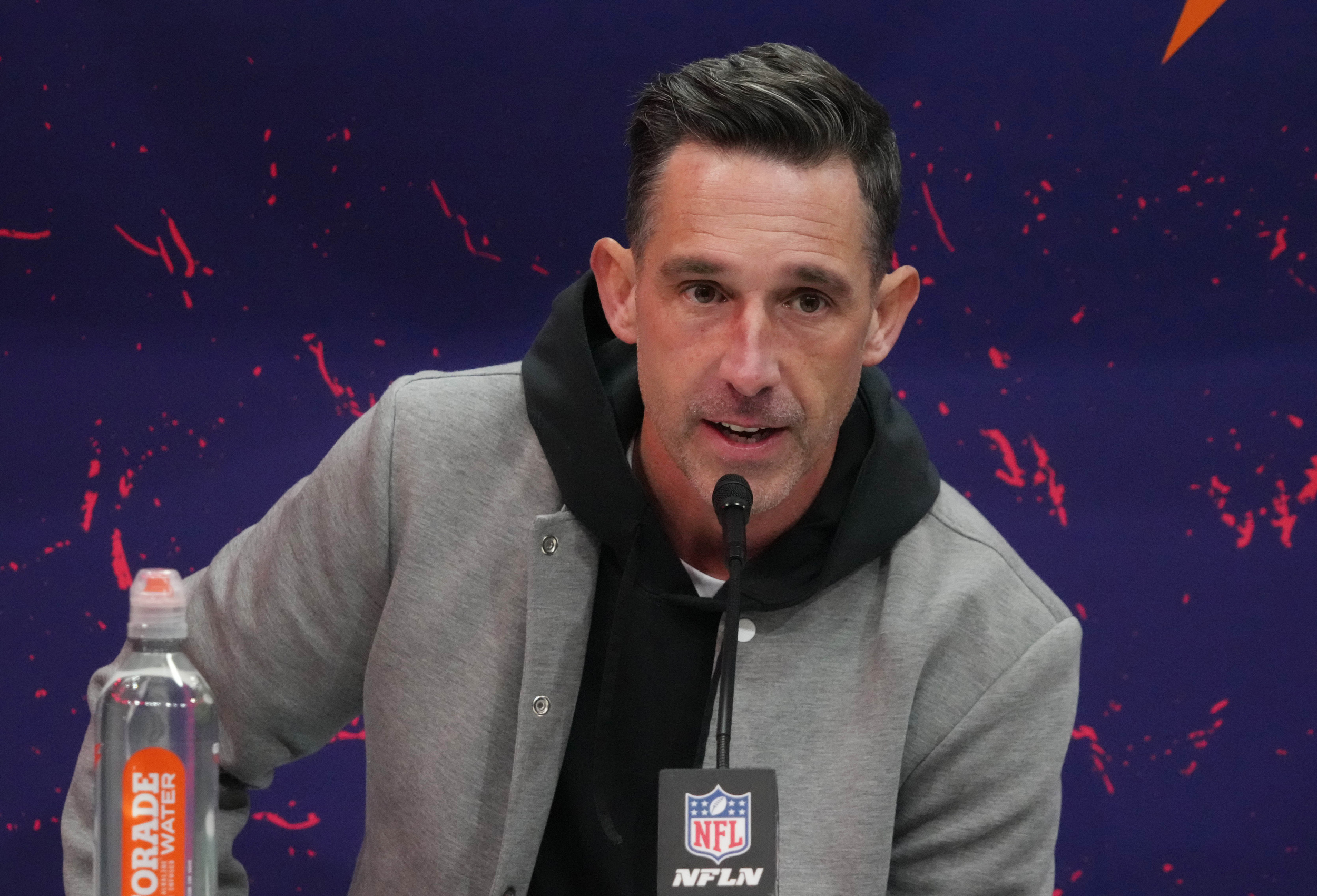 Kyle Shanahan Addresses Report About 49ers’ Practice Field Issue