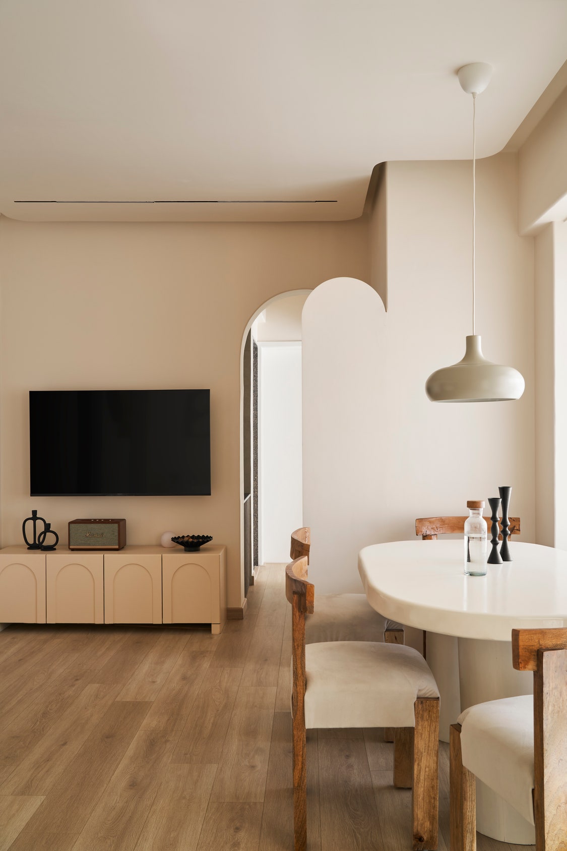 die lösung? minimalismus! von einer 68-quadratmeter-wohnung zum weitläufigen familien-zuhause
