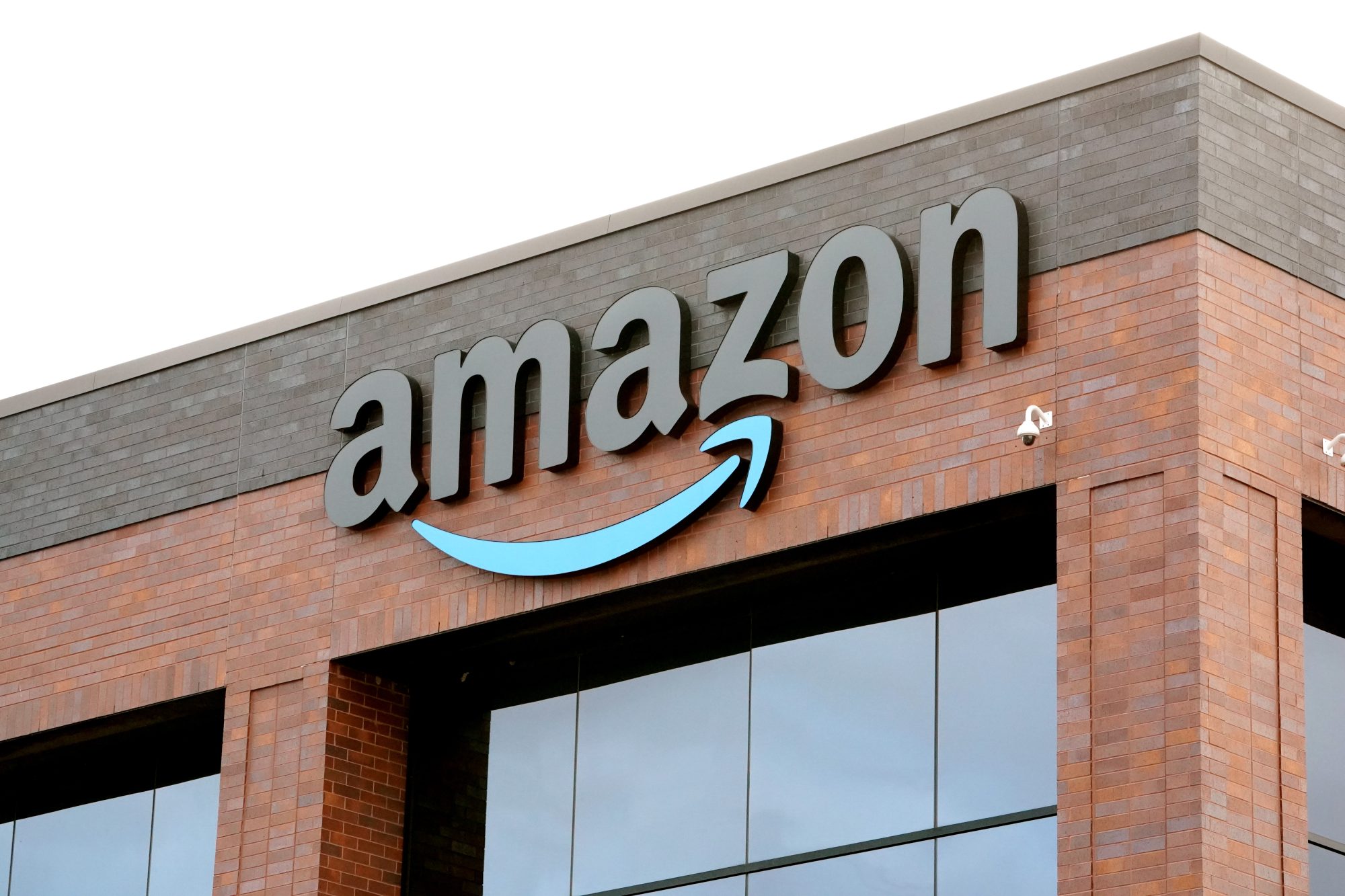 Amazon To Cut Hundreds Of Jobs Across Its Healthcare Units   BB1hSS8m.img