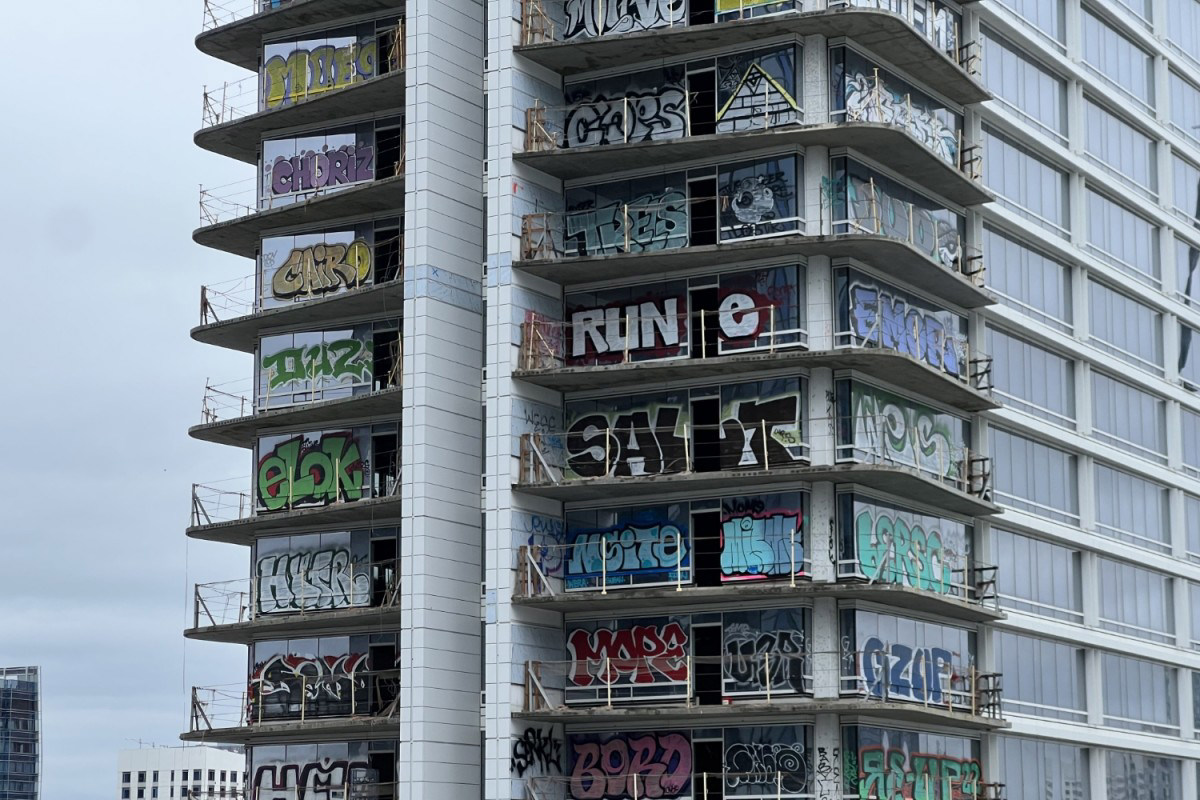 Downtown L.A. High-Rise Graffiti Artists Say Buildings 'Needed Love'