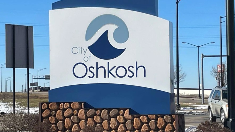 Oshkosh business leaders hopeful for 2024 amidst job vacancies, says ...