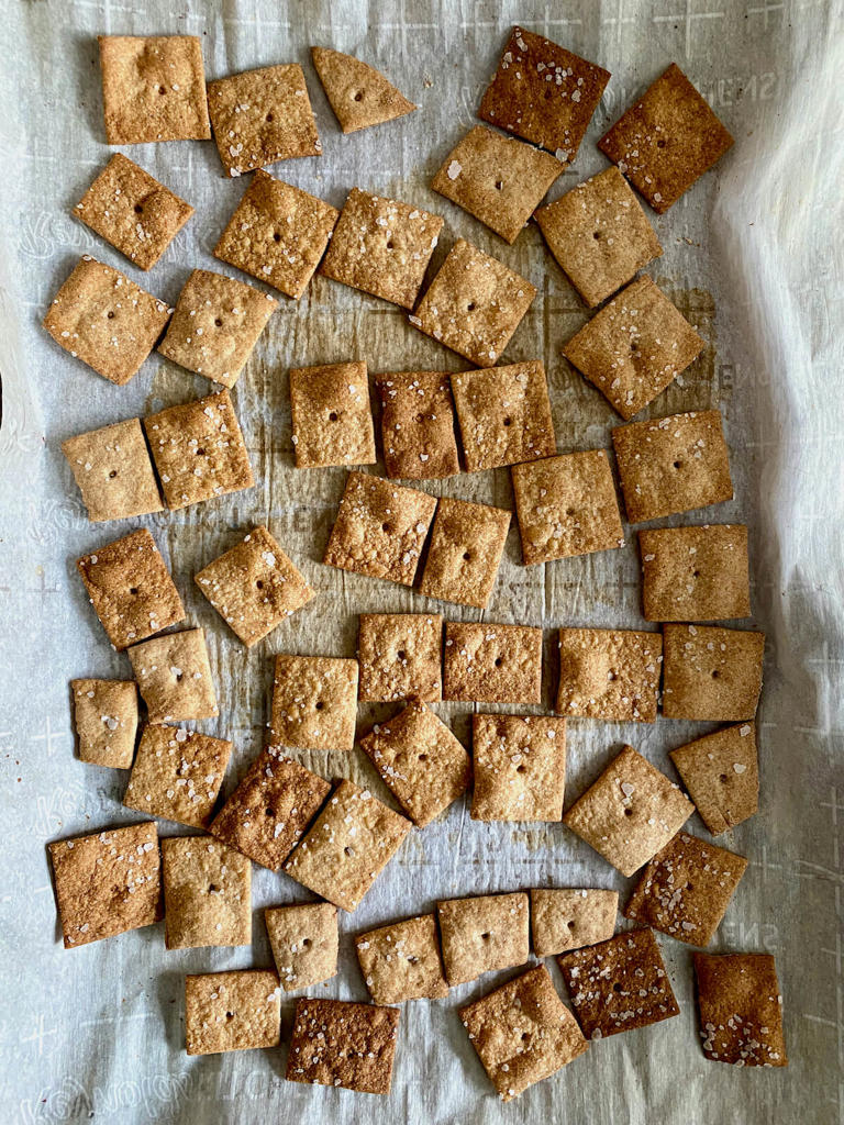 Whole Wheat Sourdough Discard Crackers