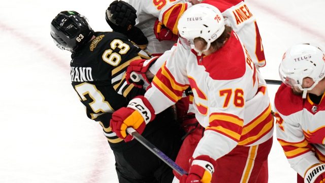 Jets’ Dillon Assessed Match Penalty For Hit To The Head Of Penguins ...