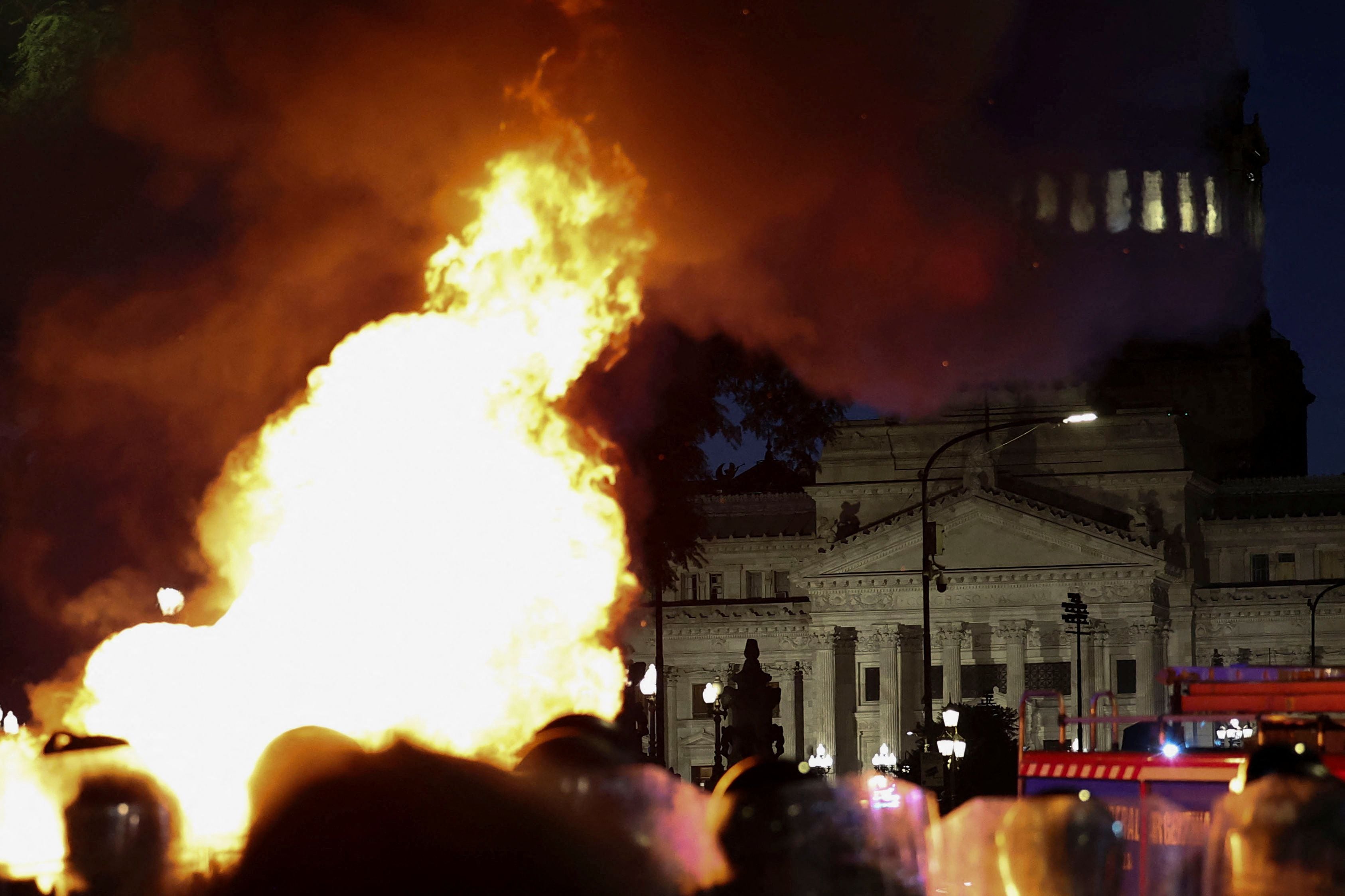 Gobierno De Milei Sufre Derrota En Congreso Argentino, Que Rechaza Ley ...