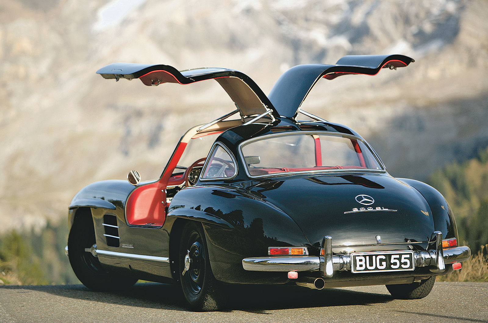 Mercedes Benz 300sl машинка чёрная