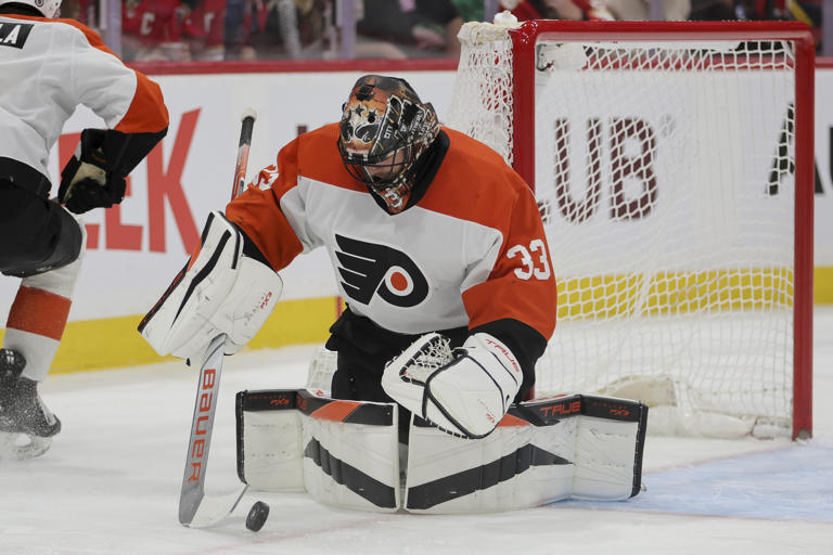 Flyers, Sam Ersson Snap Losing Streak, Beat Panthers, 2-1