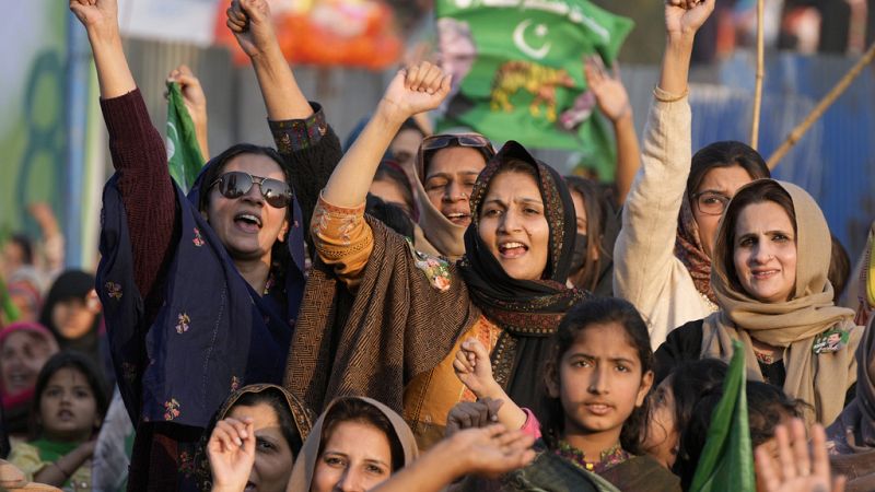 pakistan'da seçimler: hangi adaylar ve partiler yarışıyor, değişim olacak mı?
