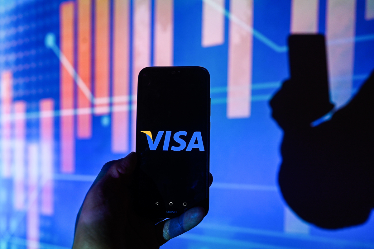 Visa Cash App RB In 2024 Drie Vraagtekens Rondom Het Nieuwe Team In   BB1hUbyg.img