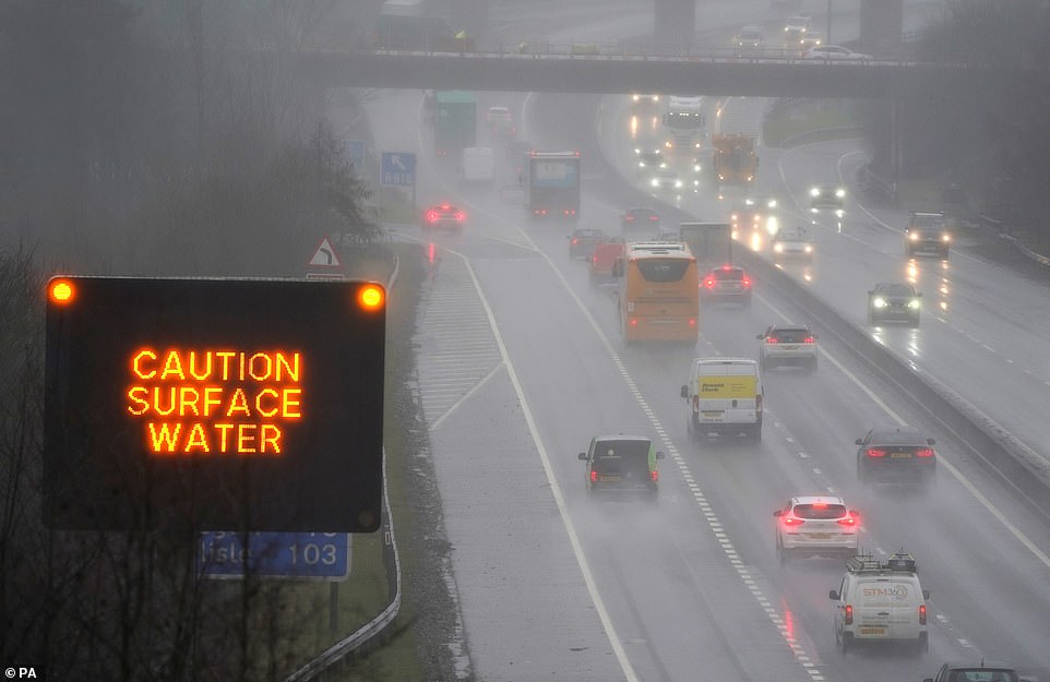 Met Office Extends Snow And Ice Warning Causing Potential Travel Chaos