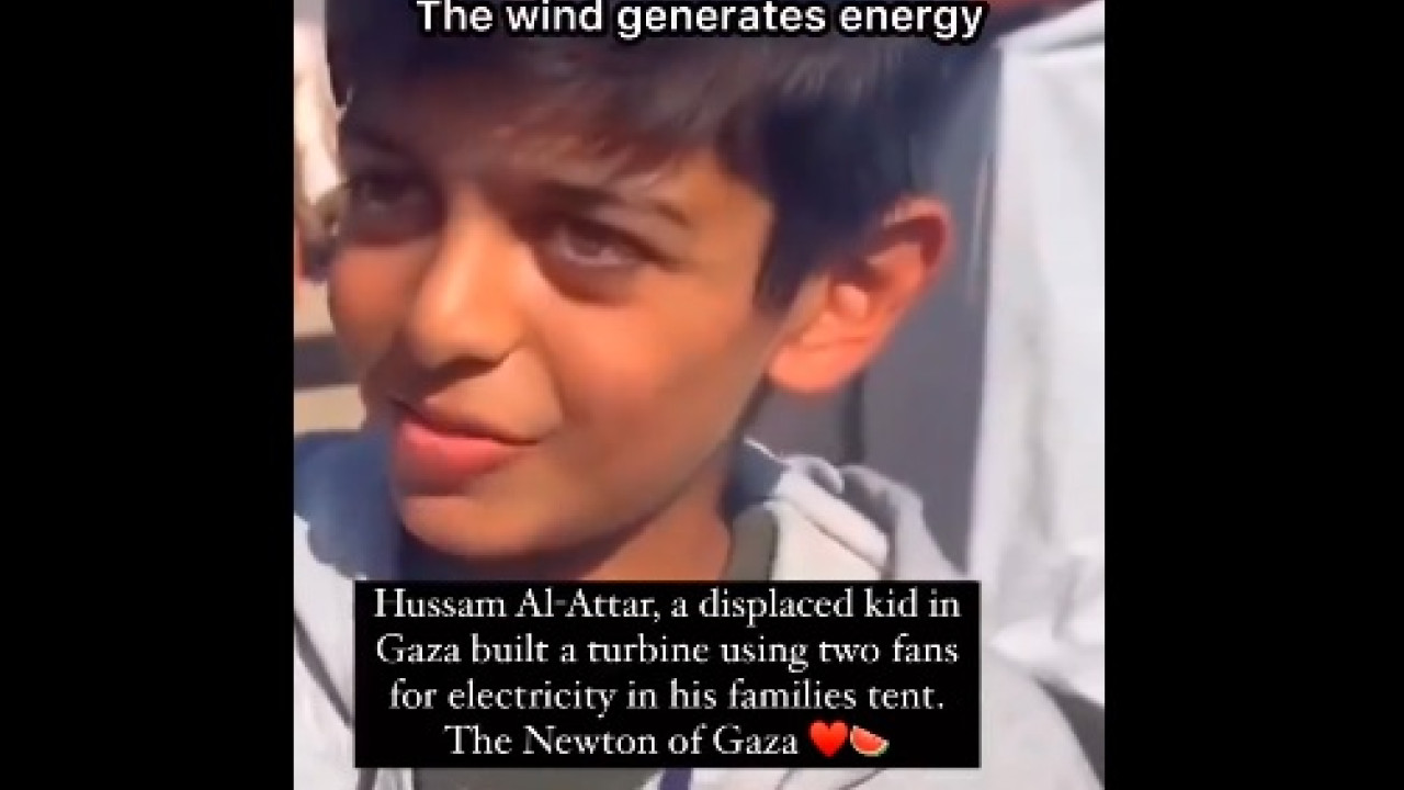 «νεύτωνας της γάζας»: η ιστορία του 14χρονου παλαιστίνιου που έφτιαξε μικρές ανεμογεννήτριες για να φωτίσει τη σκηνή της οικογένειάς του