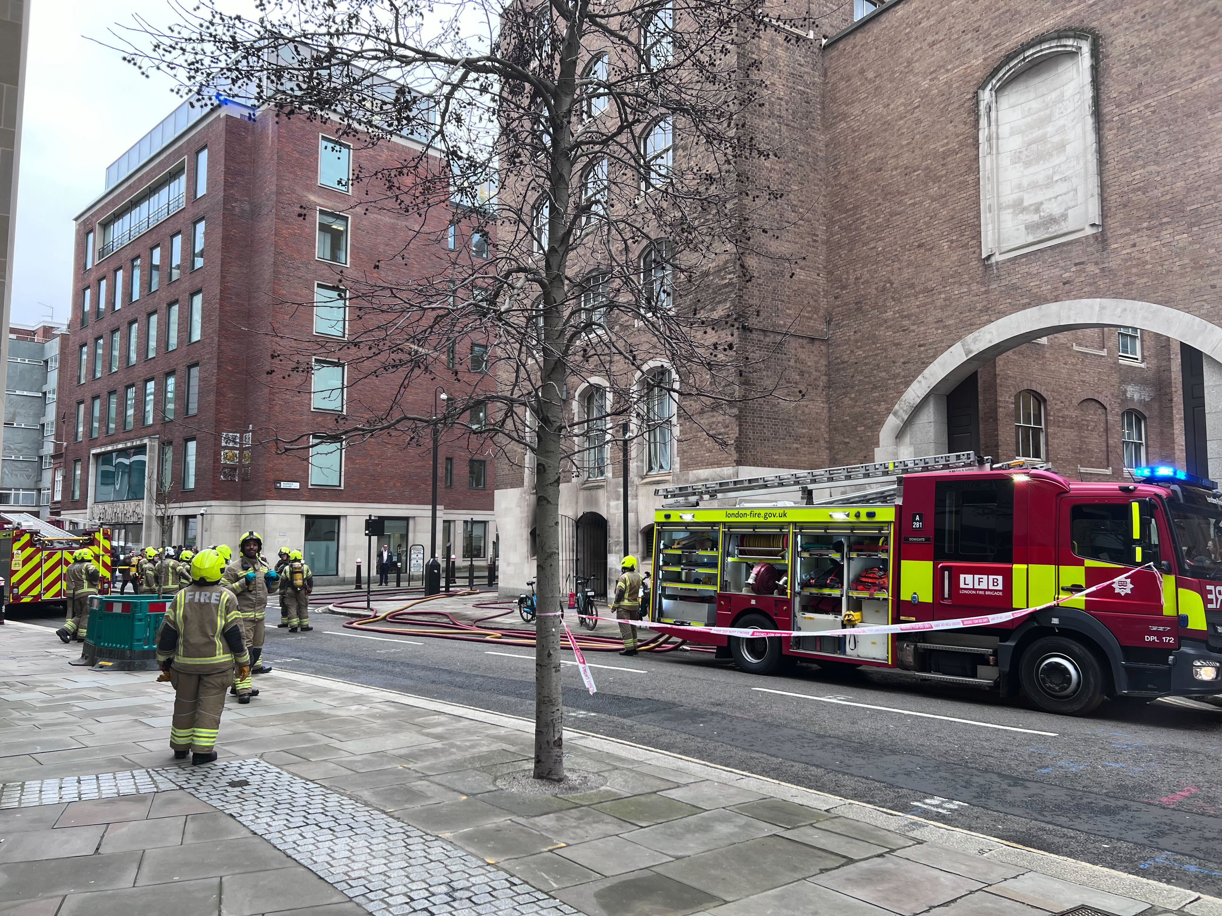 old bailey evacuated after ‘explosions’ nearby as smoke pours from building at rear of criminal court