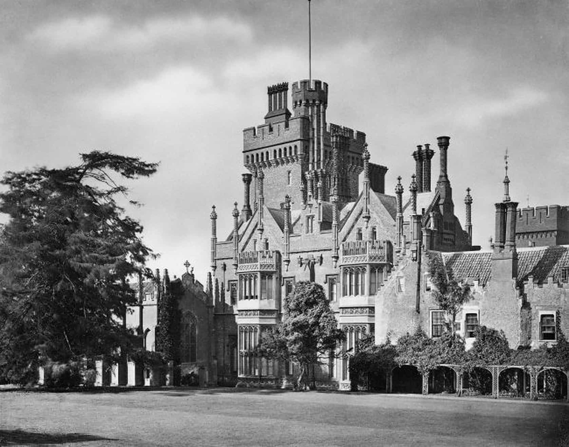 These historic buildings were demolished... but why?