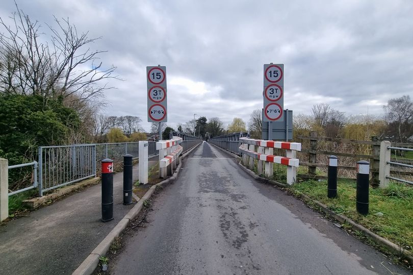 hundreds more homes to be built before walton bridge and bypass slammed as 'absolute joke' by residents