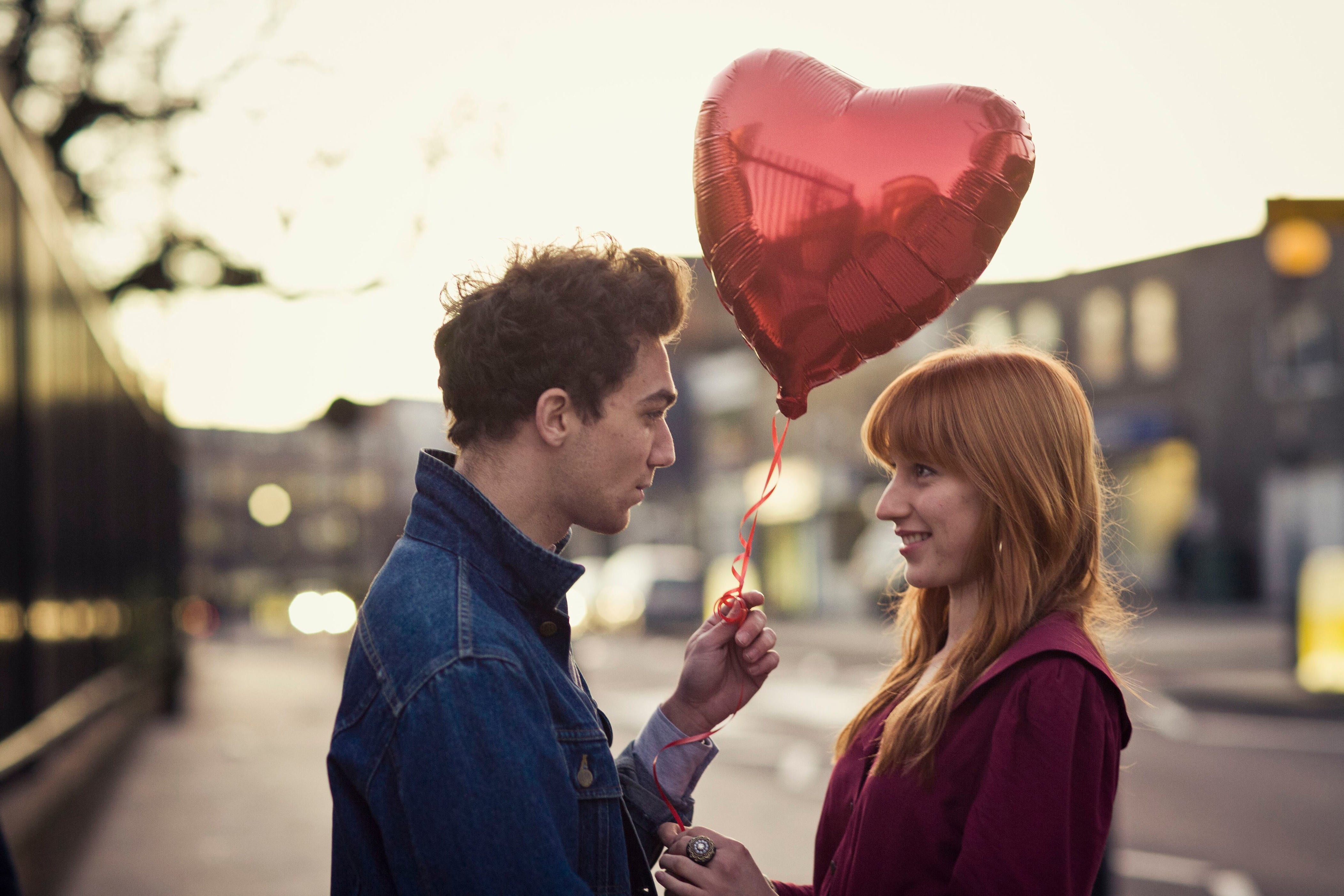 películas no románticas para solteros en netflix que no soportan el día de san valentín