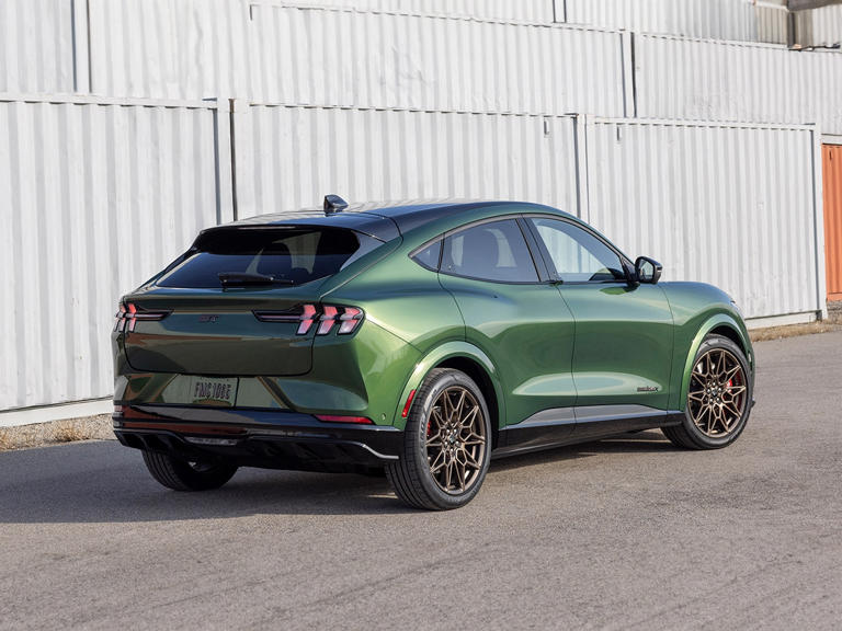 2024 Mustang MachE GT Bronze Edition Adds Colour and Power