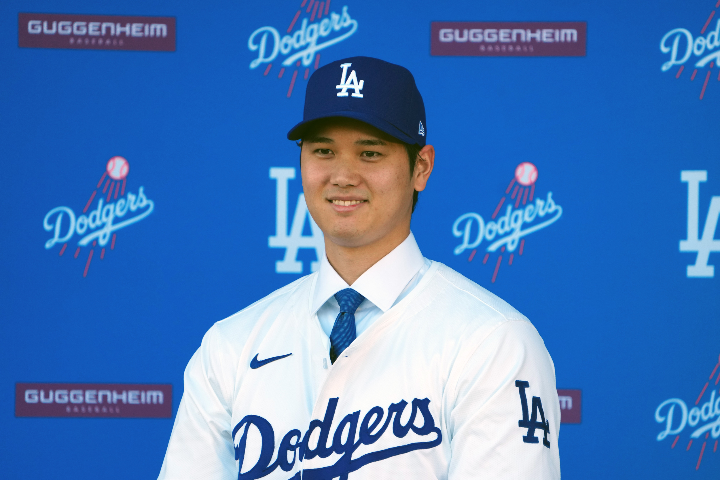 Dodgers Spring Training Video: Shohei Ohtani Begins Hitting Off ...