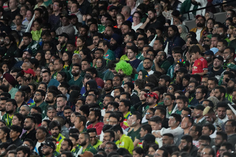 Fans during the ICC Men's T20 World Cup final match between Pakistan and England at Melbourne Cricket Ground on November 13, 2022 in Melbourne, Australia.