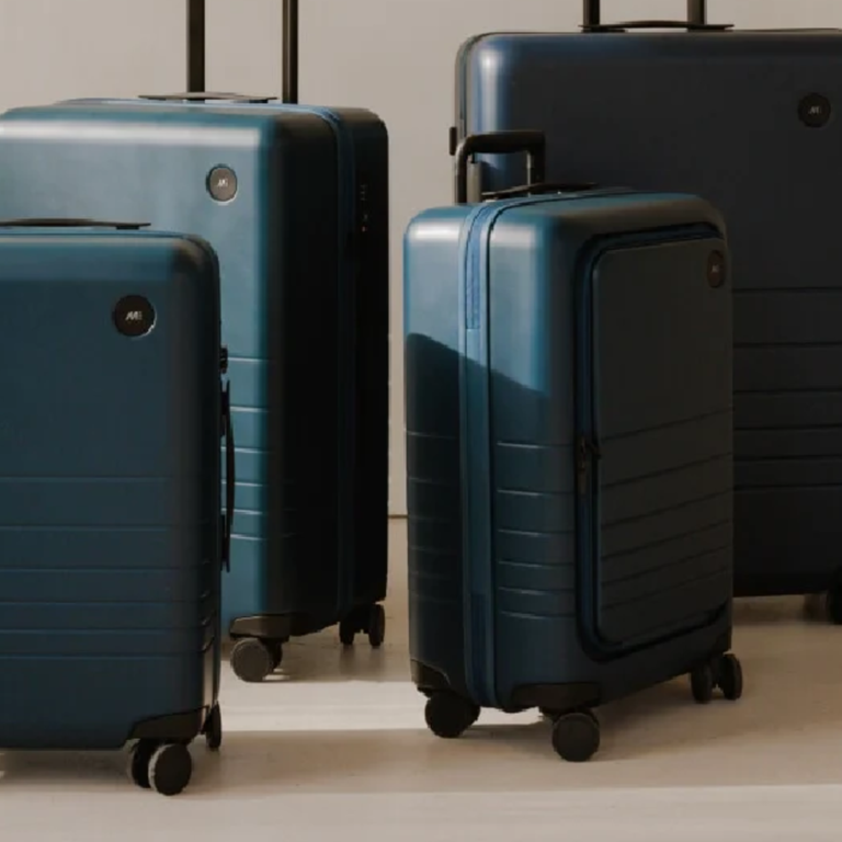 Save 20% on luggage during Monos' Valentine's Day sale