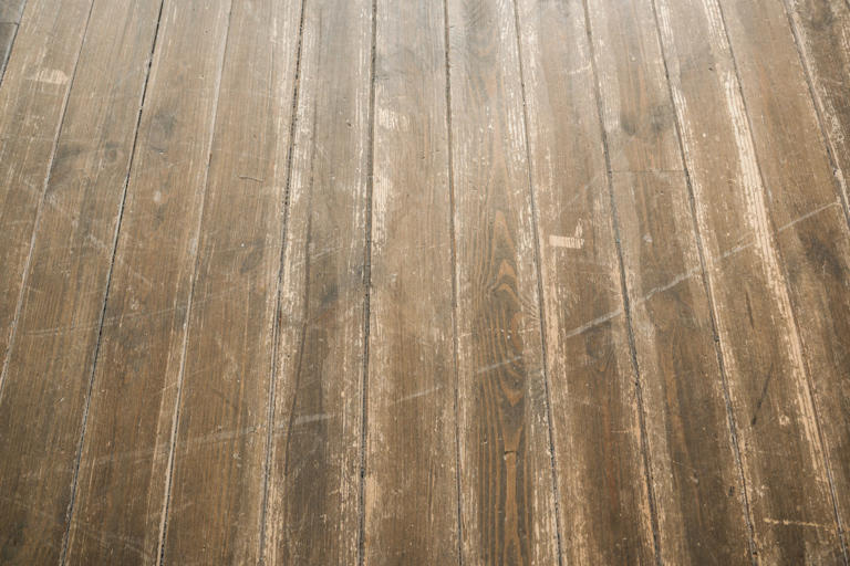 How to Get Scuffs and Dull Spots Out of Hardwood Floor