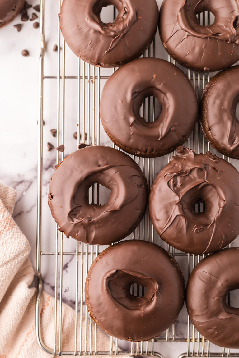 Easy Baked Chocolate Donuts Recipe 0617