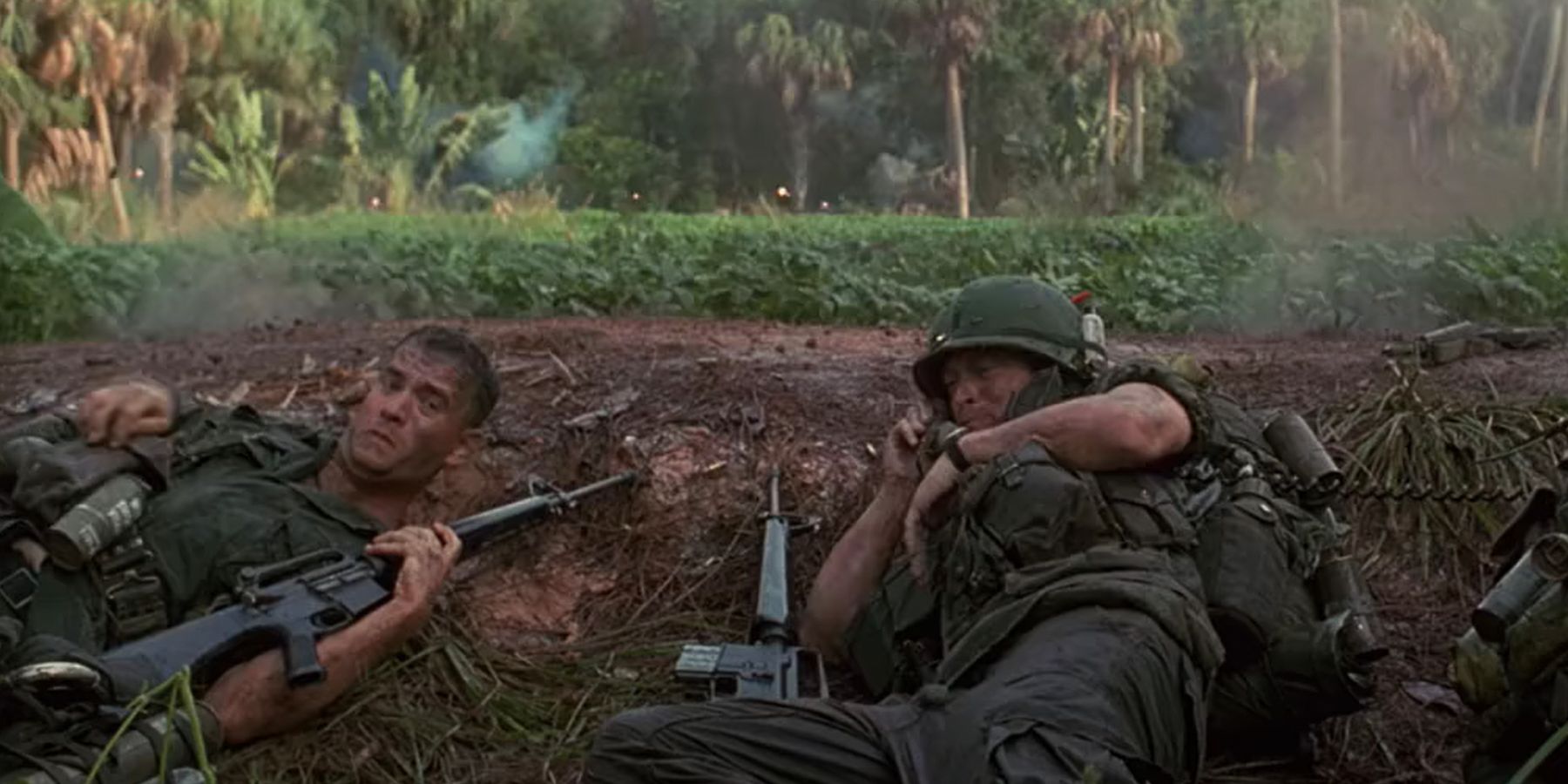 Why Tom Hanks' Forrest Gump Has "Spot-On" Vietnam War Depiction ...