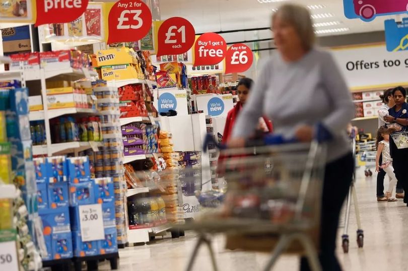 Tesco Issues Clubcard Warning And Explains 'before End Of Month'