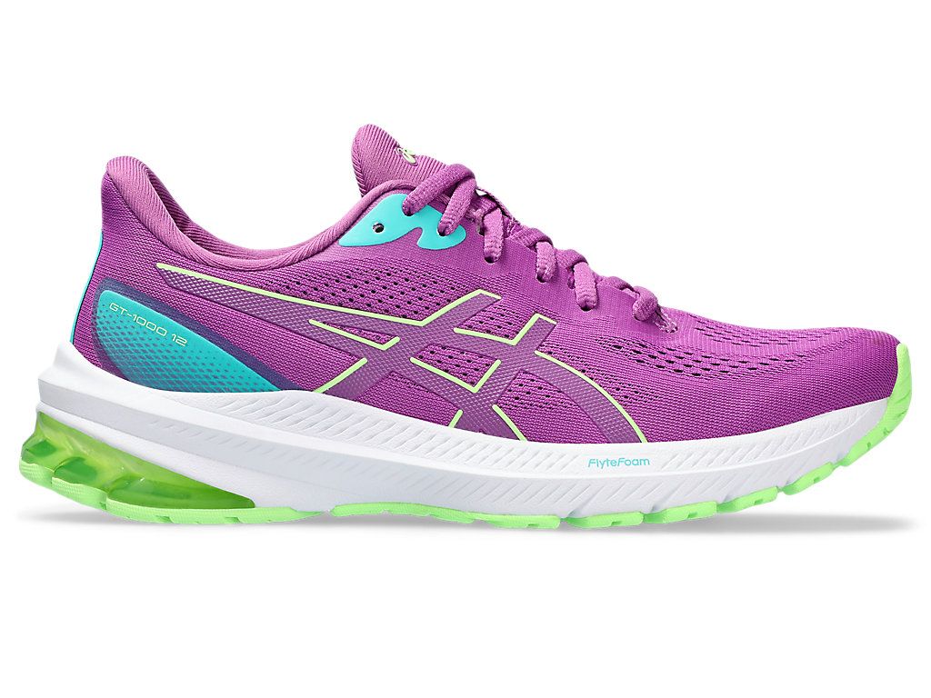15 Best Running Shoes For Wide Feet Of 2024, According To Running ...