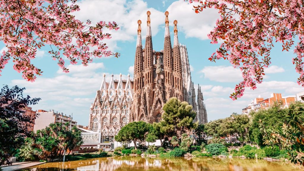 <p><a href="https://worldwildschooling.com/barcelona-with-kids/">Barcelona</a> has two major things that set the city apart from other destinations. One is the art and architecture of Antoni Gaudí, whose Sagrada Familia remains incomplete. The other is the beautiful coastal setting, which combines beach life with a city break.</p><p class="has-text-align-center has-medium-font-size">Read also: <a href="https://worldwildschooling.com/instagrammable-places-in-europe/">Instagrammable Places in Europe</a></p>