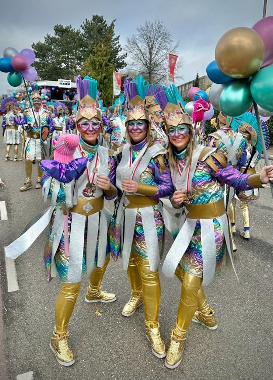 zelfgemaakte carnavalskleding loont: 'lelijkste pakje ook verkocht'