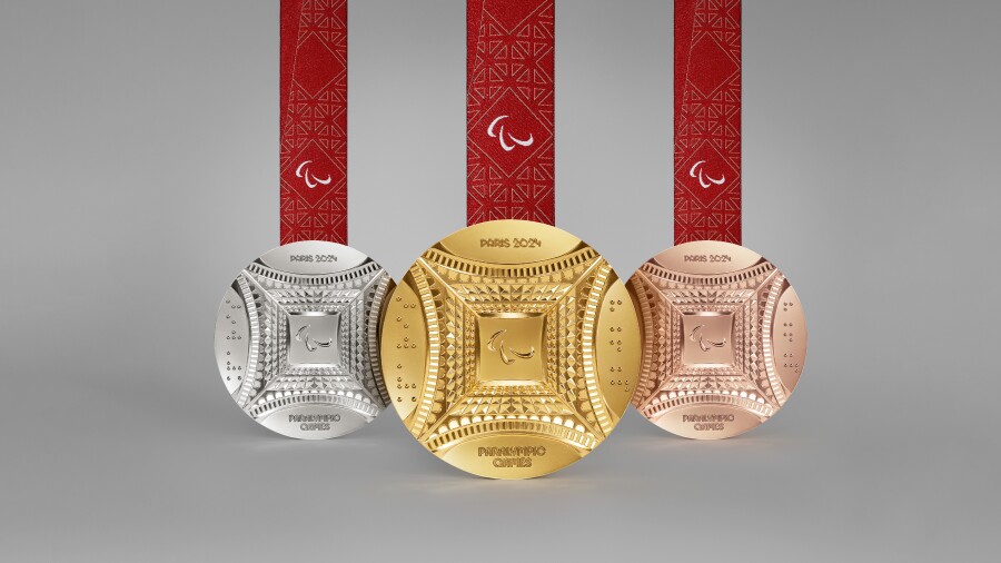 2024 Paris Olympic Paralympic Medals Unveiled With Eiffel Tower Pieces   BB1hYfyA.img