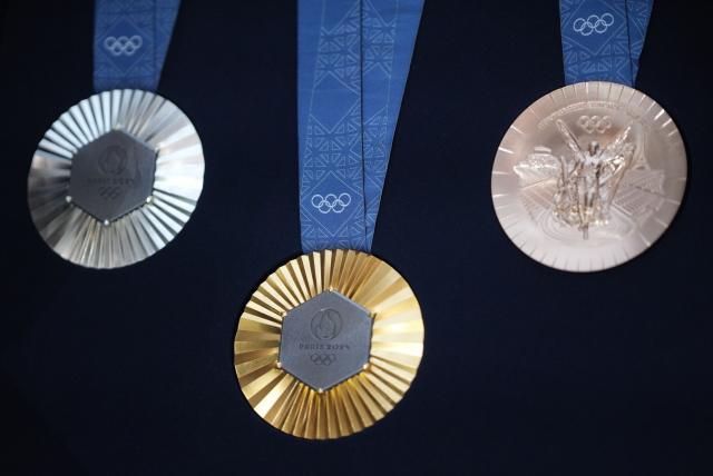 Espectaculares: Presentaron Las Medallas De Los Juegos Olímpicos París 2024