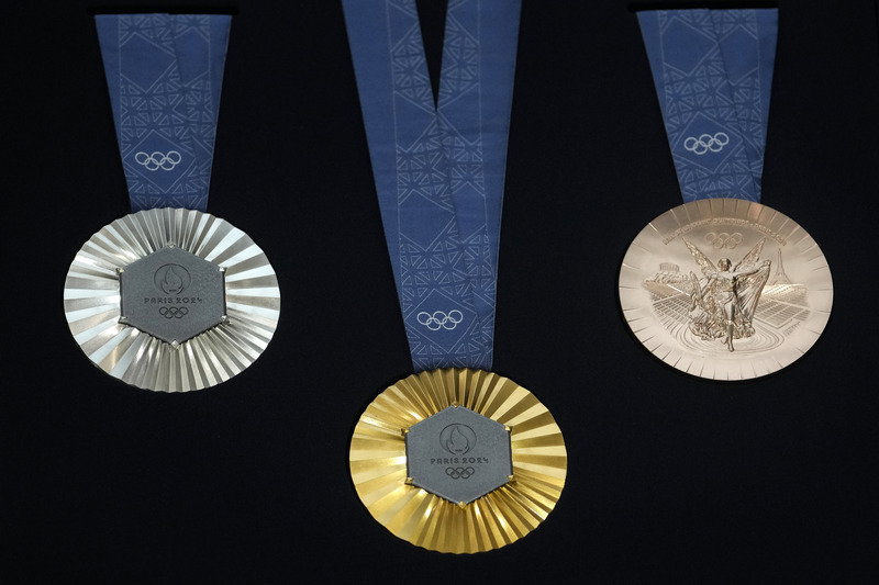 medailisté olympijských her v paříži si odvezou kousek eiffelovy věže