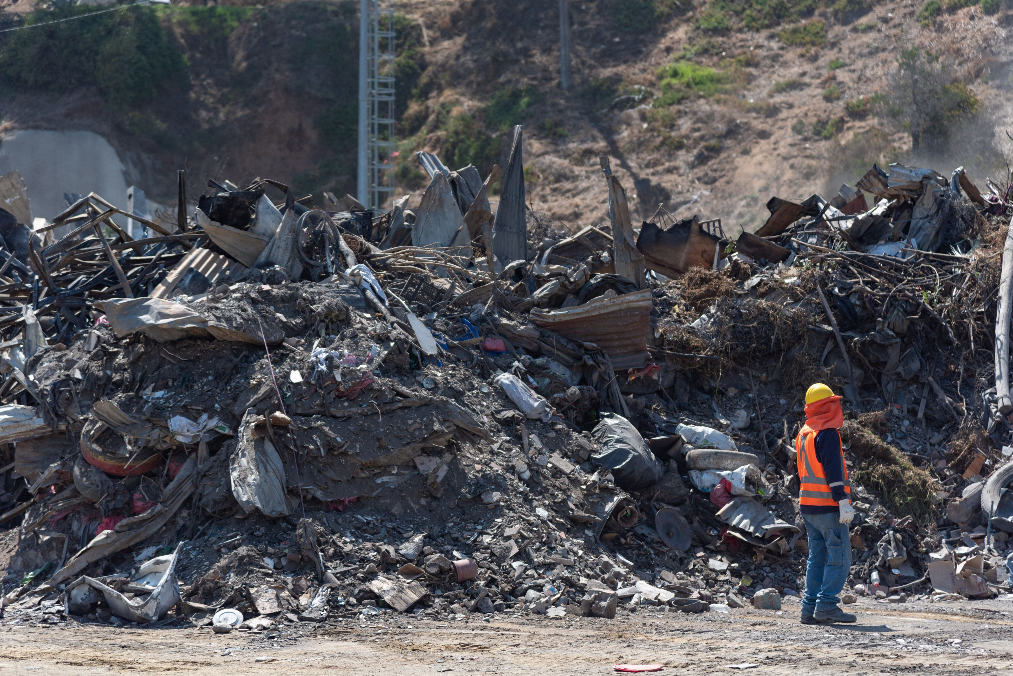 mario marcel espera un “esfuerzo mayor” de los privados de cara a la reconstrucción tras los incendios en la región de valparaíso