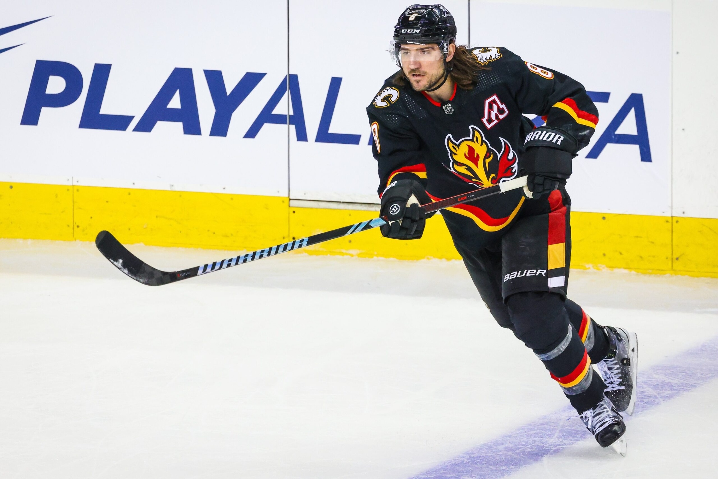 Toronto Trade Target: Calgary Flames Trade Chris Tanev To The Dallas Stars