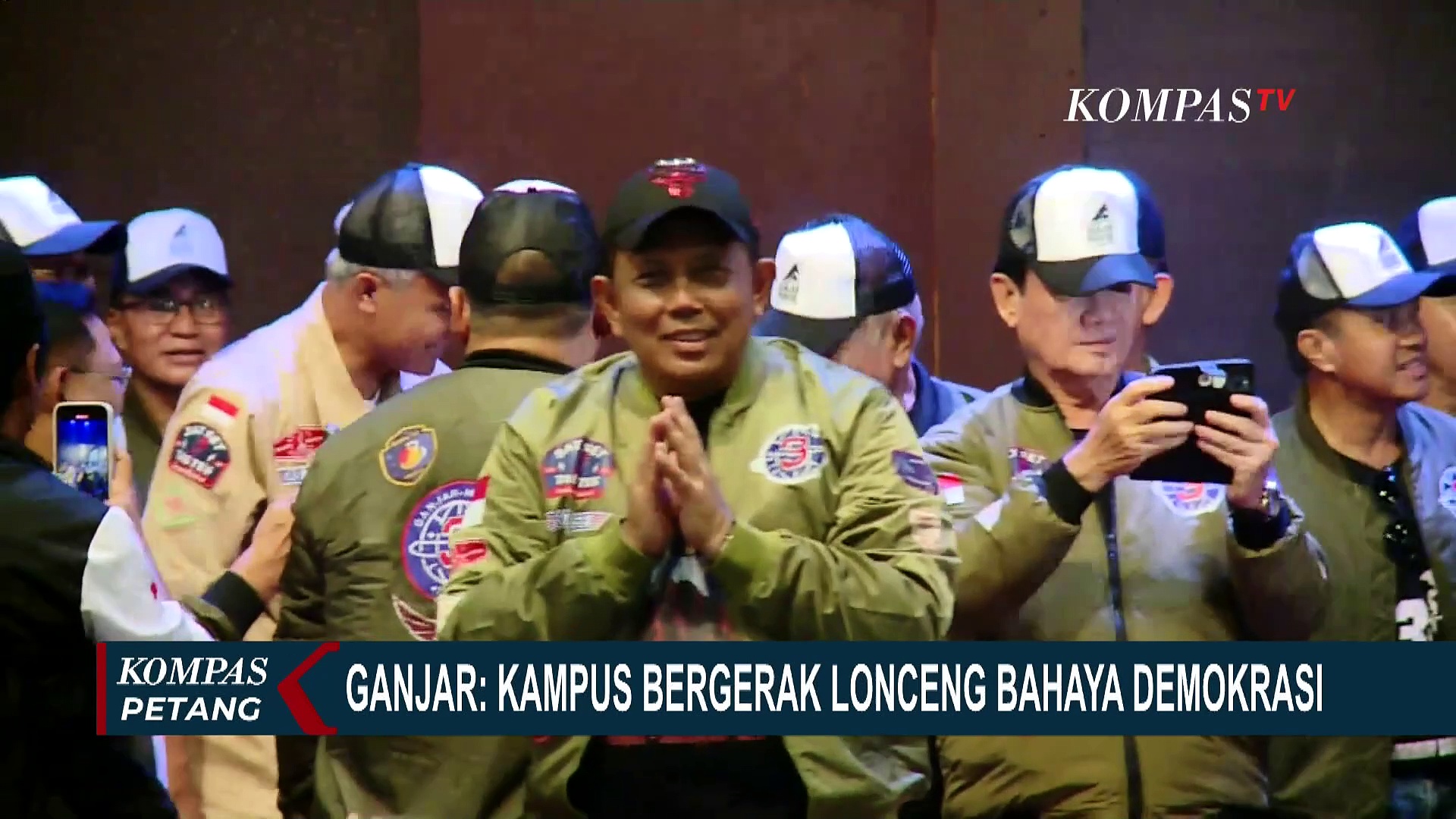 Ganjar: Gelombang Kritik Dari Kampus Tanda Demokrasi Sedang Di Ujung Jurang