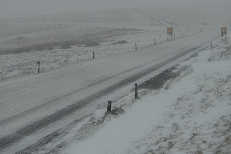 Full list of Derbyshire roads closed due to snow this afternoon