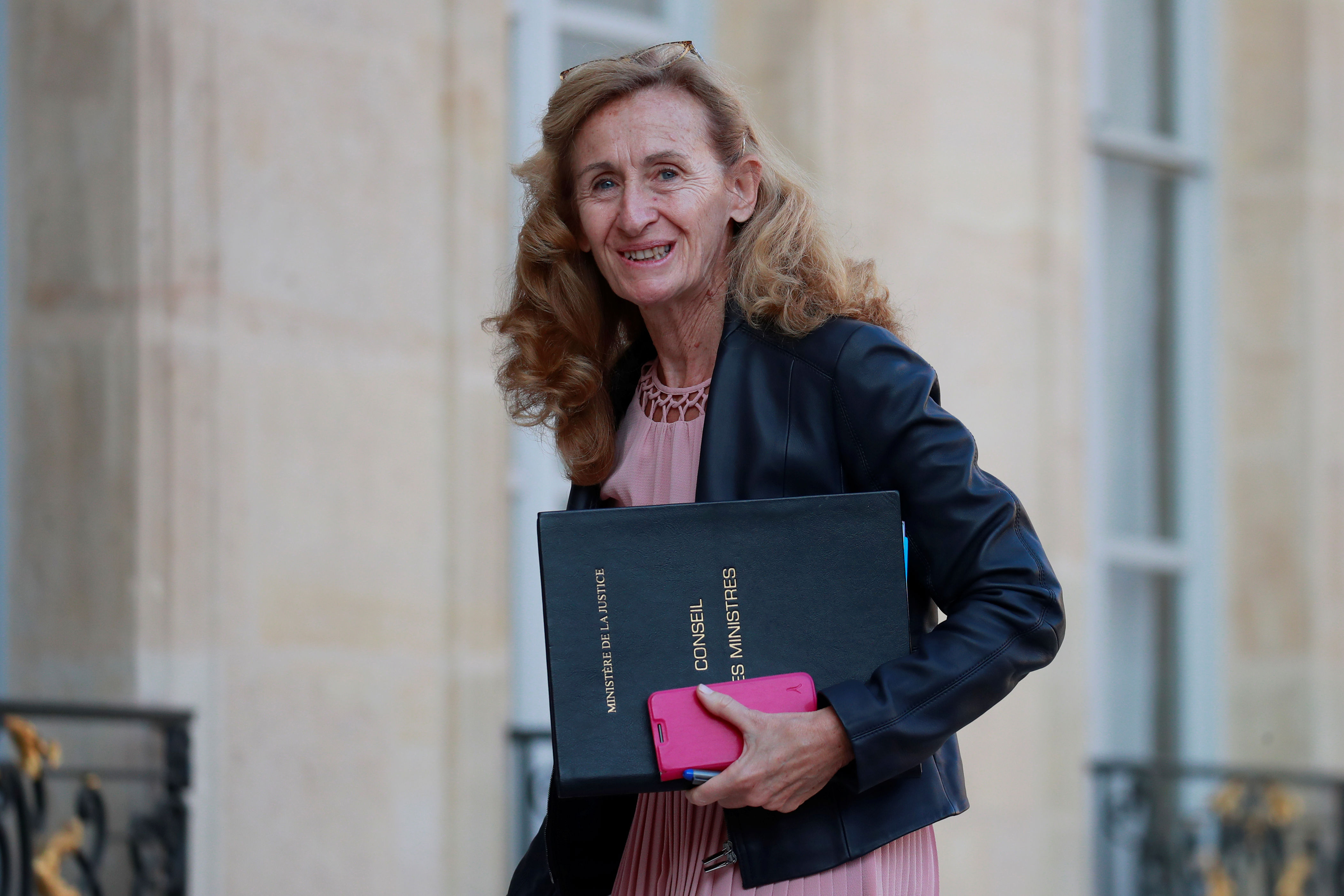 Remaniement : Nicole Belloubet à L'Education Pour éteindre La Crise