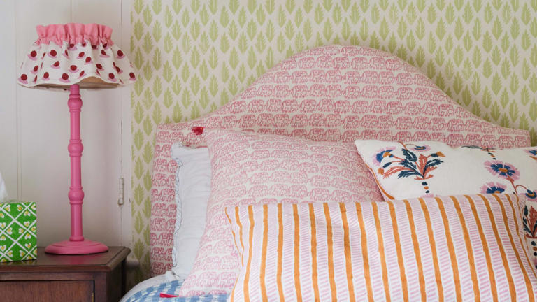 5 easy small bedroom DIY projects to try out in your place