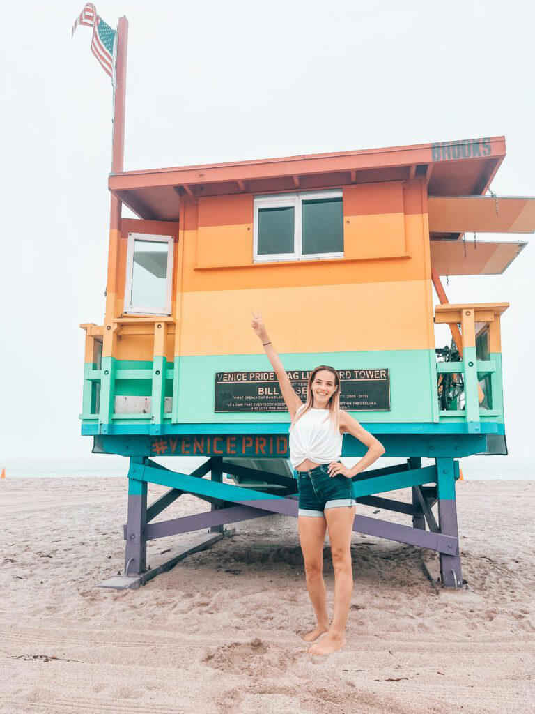 Whether you’re a local looking for a weekend adventure or a traveler exploring the golden coast of the United States, Venice Beach definitely has something for you! Here are some of my favorite things to do in Venice Beach!