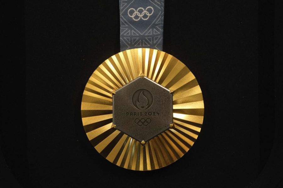 The Paris Olympics Medals Are Embedded With Pieces Of The Eiffel Tower   BB1hZhxS.img