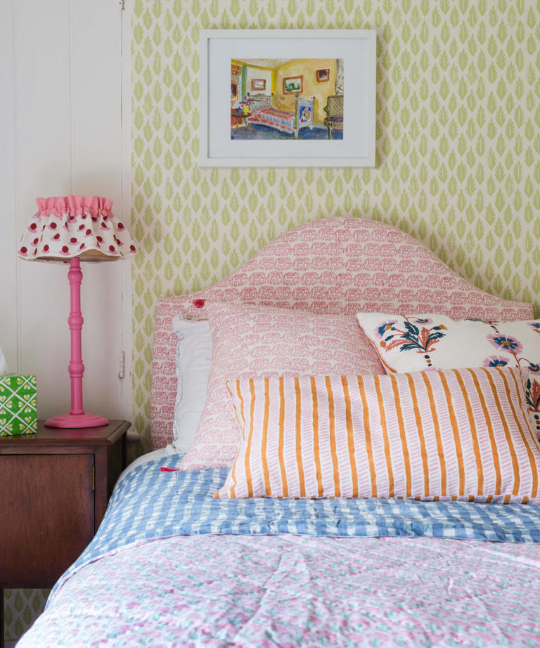 5 Easy Small Bedroom Diy Projects To Try Out In Your Place