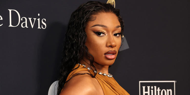Megan Thee Stallion Just Dropped Her *Exact* Butt, Legs, And Abs ...