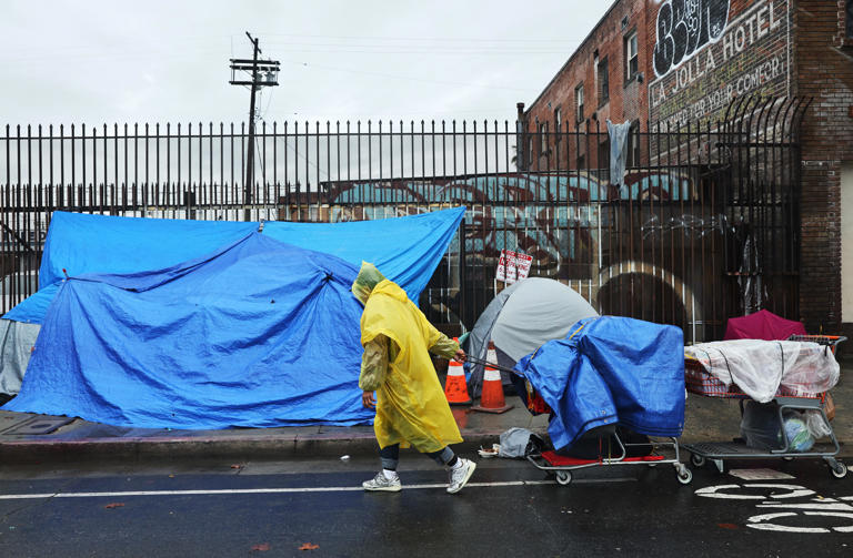 Homeless found living in furnished caves in California highlight ongoing state crisis