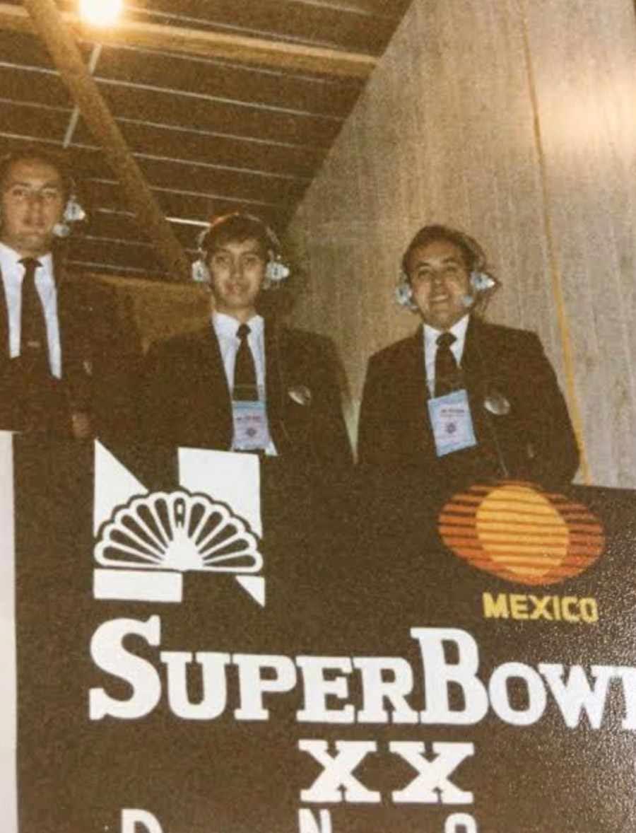 super bowl 58: los tres amigos, una tradición en la tv mexicana de ''toda una vida''
