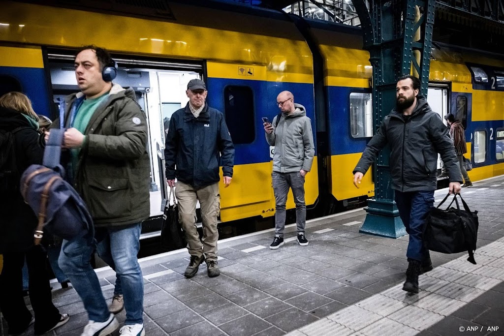 Weinig Overlast Op Spoor En Weg Door Storm