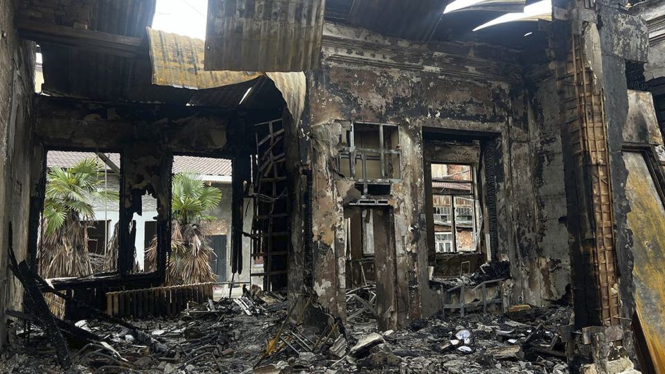 gallery fire destroys more than 4,000 artworks in georgia’s separatist region abkhazia