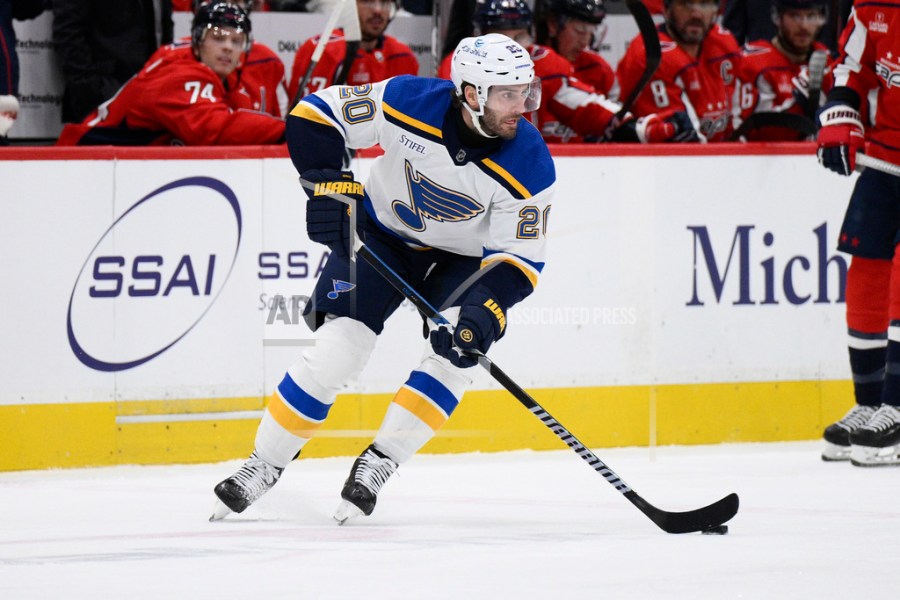 Big Third Period Comeback Lifts Blues To 4-3 Win Over Flames